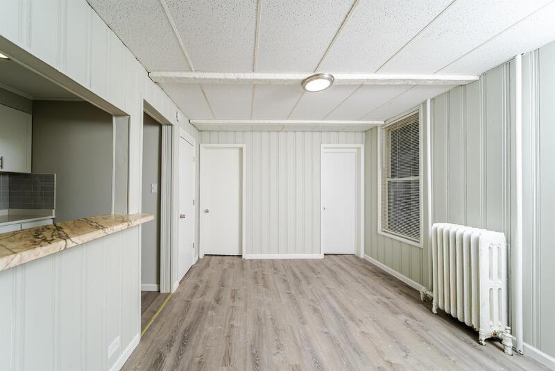 139 N Pine Ave - Photo 6 of 35