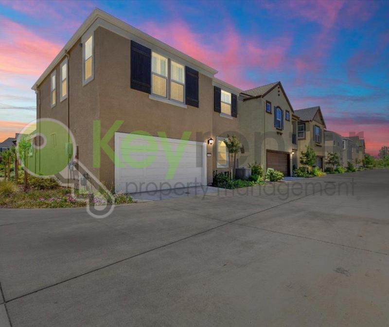 1057 Provence Village Dr - Photo 4 of 35