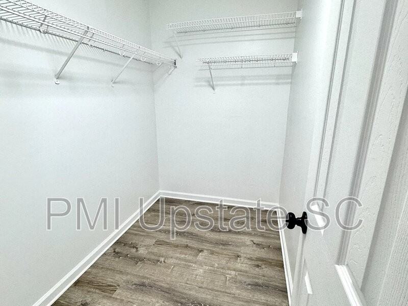700 Simpson Rd #9D - Photo 4 of 10