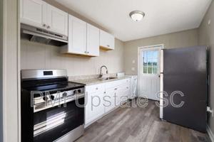 featured image of 700 Brook St #4