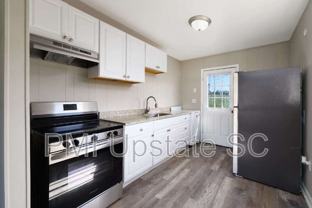 700 Brook St #4 - Photo 1 of 1