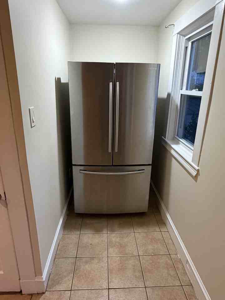 594 South Street #1 - Photo 2 of 9