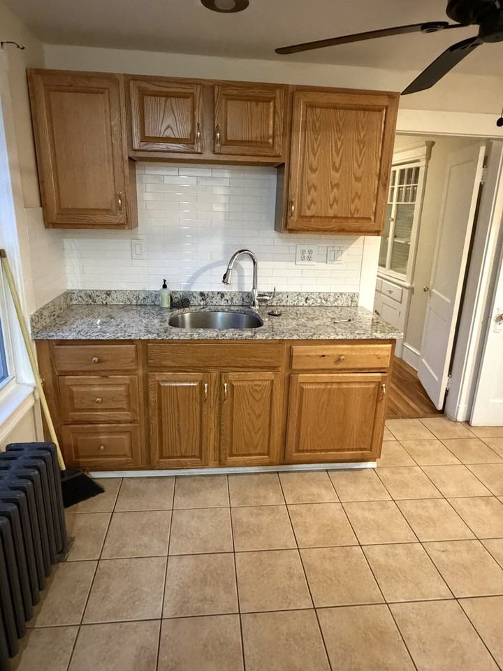 594 South Street #1 - Photo 5 of 9