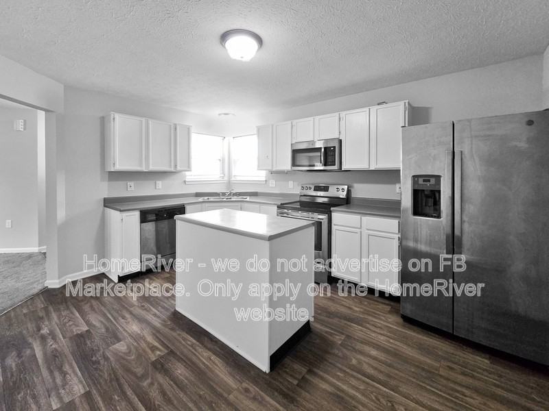 2454 Borgman Dr - Photo 3 of 23