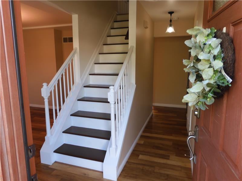 3025 Wolf Creek Way - Photo 3 of 43