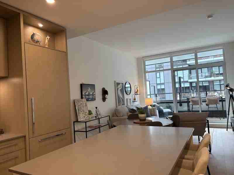 3409 Lakeshore Rd #301 - Photo 6 of 33