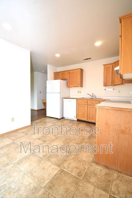 8 Michael Grove Ave - Photo 7 of 22