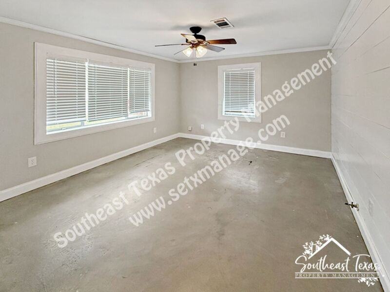 428 S 37th St - Photo 2 of 18