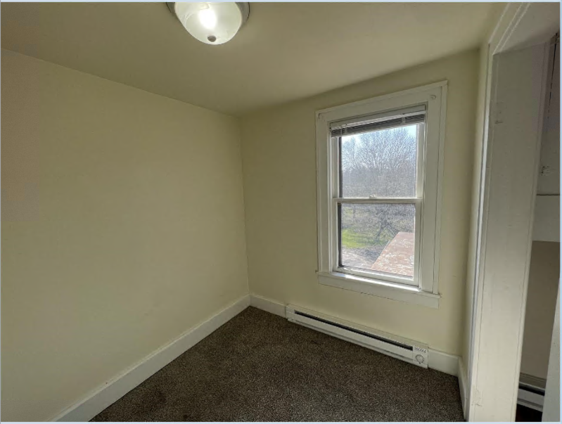 173 N Monroe St #3 - Photo 7 of 12