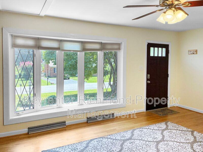2802 Dancer Rd - Photo 3 of 24