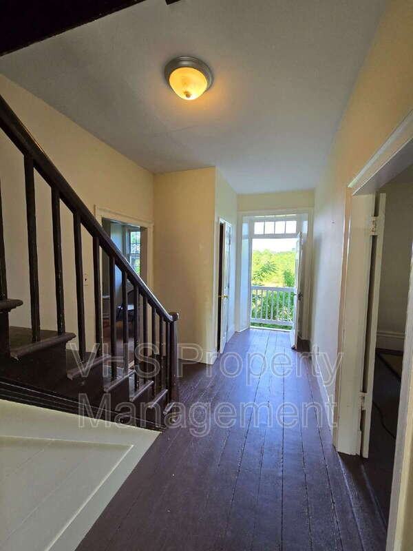 11160 Pleasant Vale Rd - Photo 2 of 20