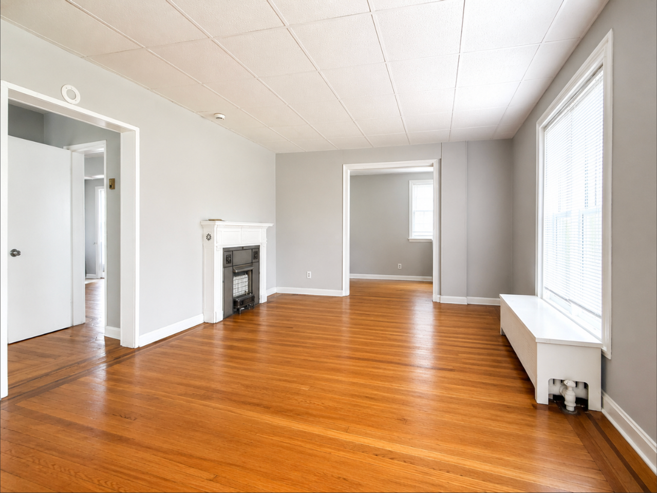 2604 Hamilton Ave - Photo 2 of 24