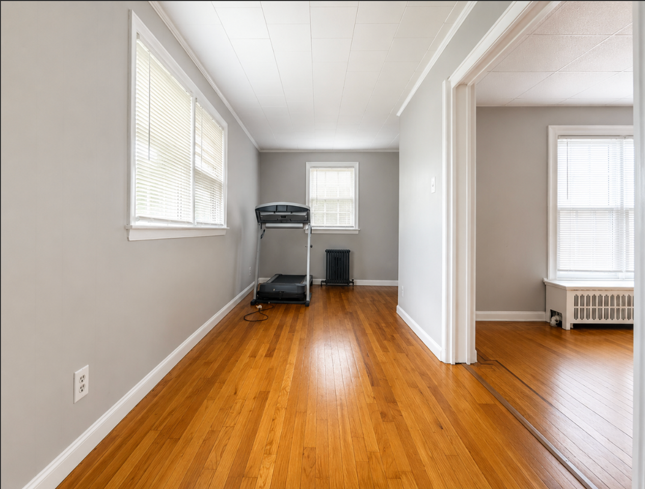 2604 Hamilton Ave - Photo 5 of 24