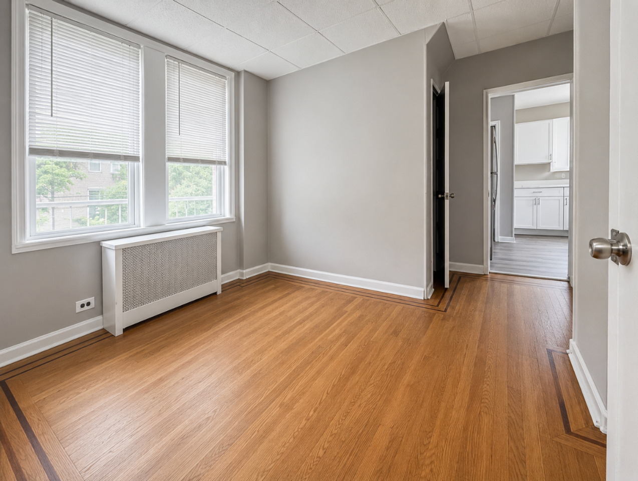 2604 Hamilton Ave - Photo 6 of 24