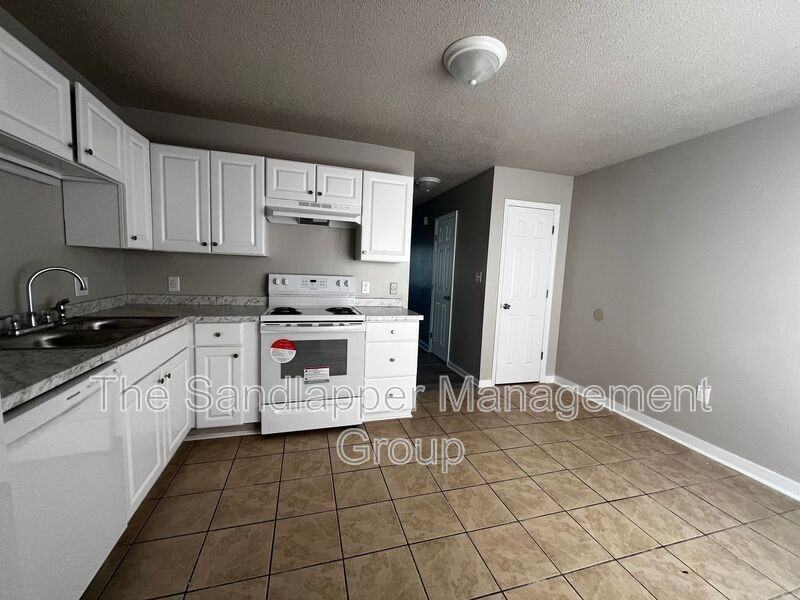 3 Commercial Row #C - Photo 4 of 15
