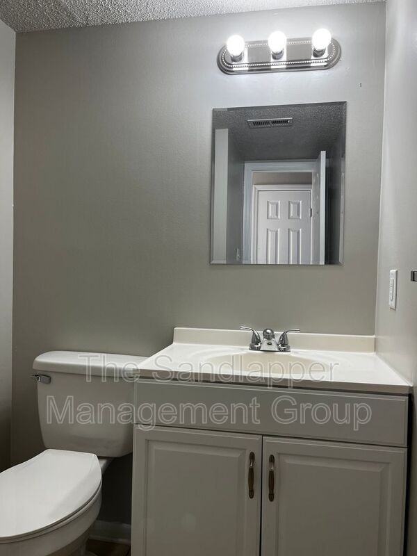 3 Commercial Row #C - Photo 6 of 15