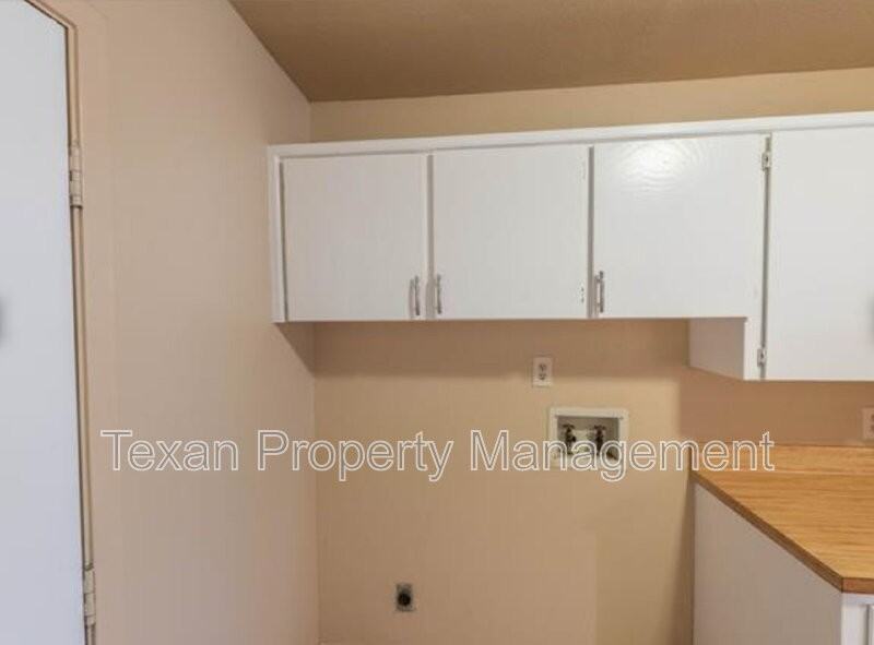 1105 Curtis Dr #A - Photo 7 of 26