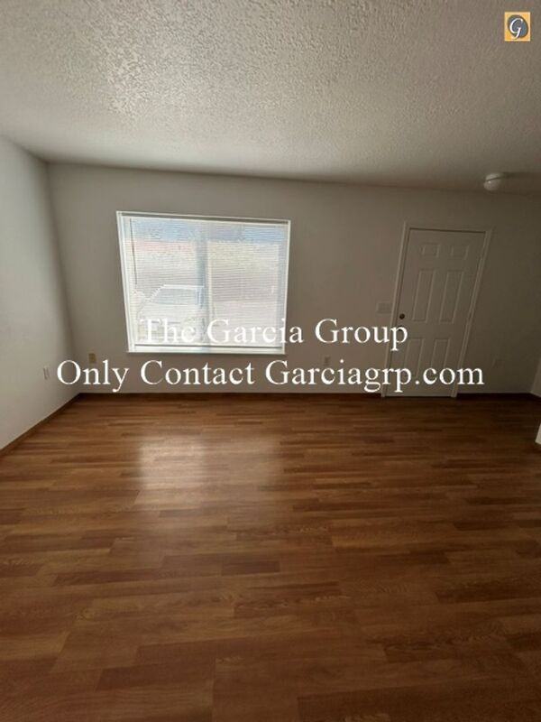 12812 E Burnside St - Photo 5 of 19