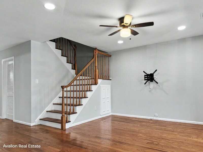 102 Appletree Ct - Photo 2 of 22