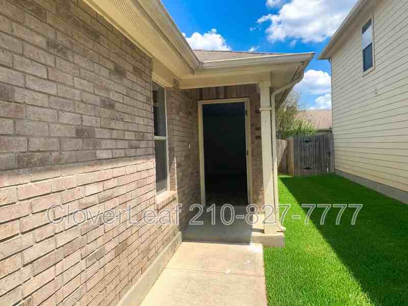 176 Corral Fence - Photo 3 of 29