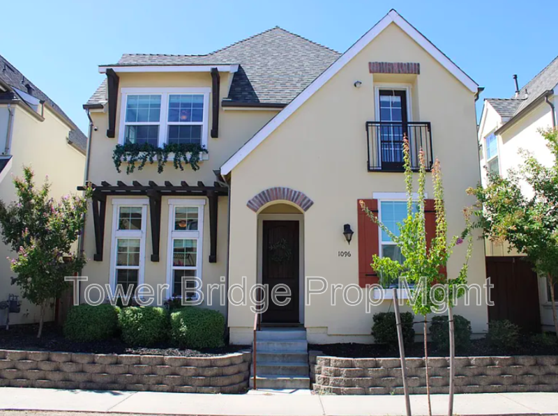 1096 Provence Village Dr