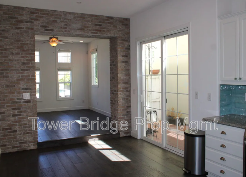 1096 Provence Village Dr - Photo 6 of 22