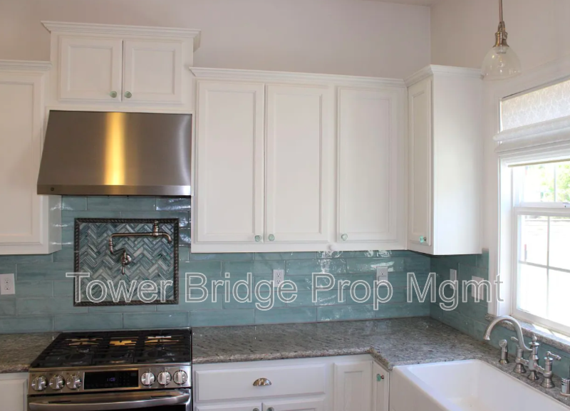 1096 Provence Village Dr - Photo 7 of 22