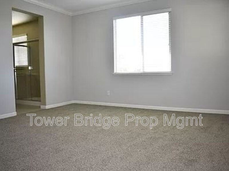 3621 Trentino St - Photo 5 of 7
