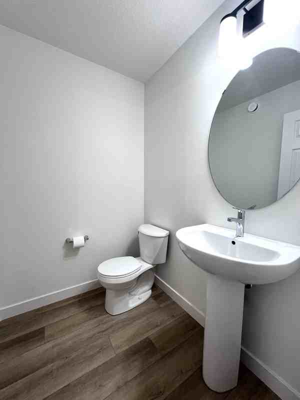 22714 82a Ave Nw - Photo 6 of 16