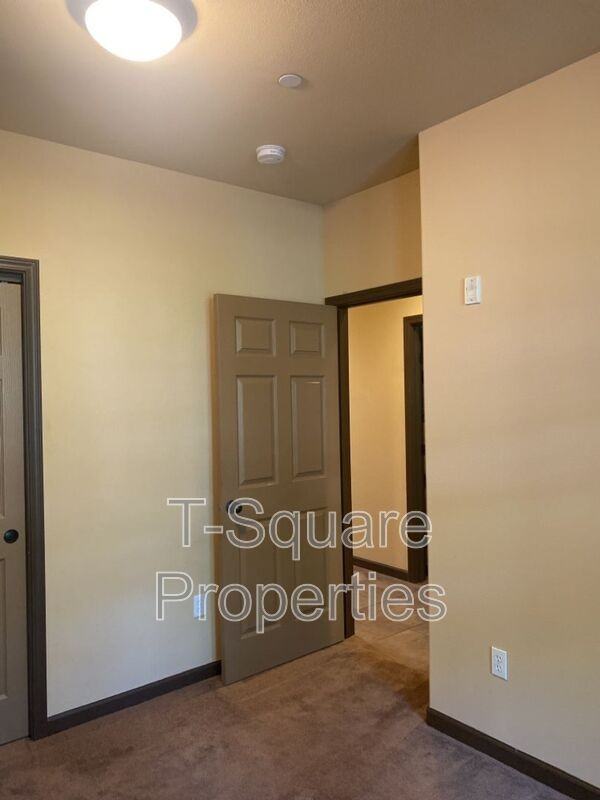 9505 Ne 180th St #102 - Photo 6 of 21