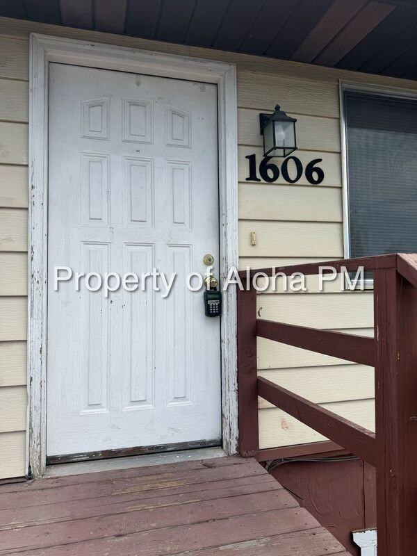 1606 5th St N - Photo 2 of 15
