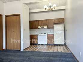 1025 S 5th St - Photo 1 of 1