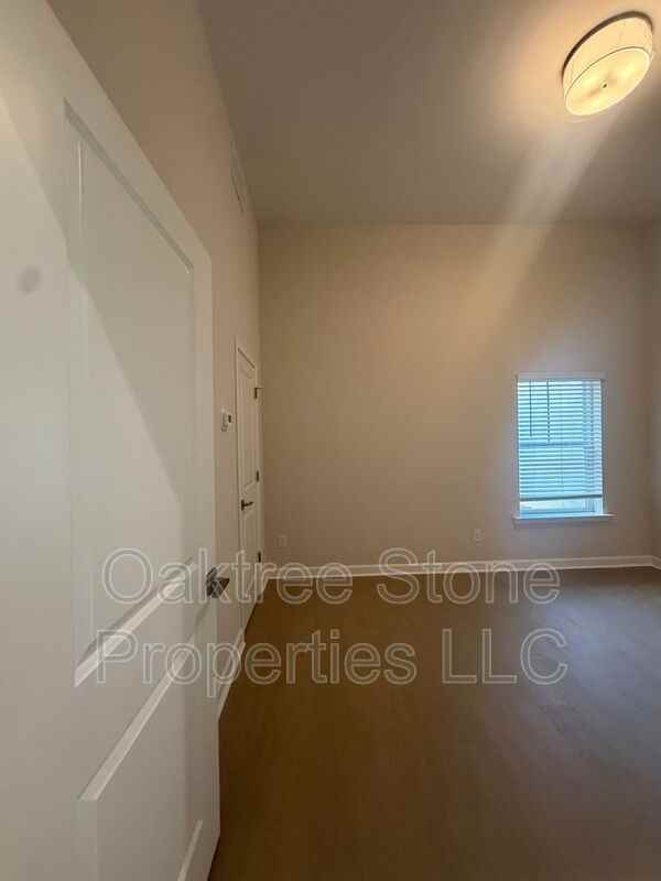 1971 Hollywood Rd Nw - Photo 6 of 50
