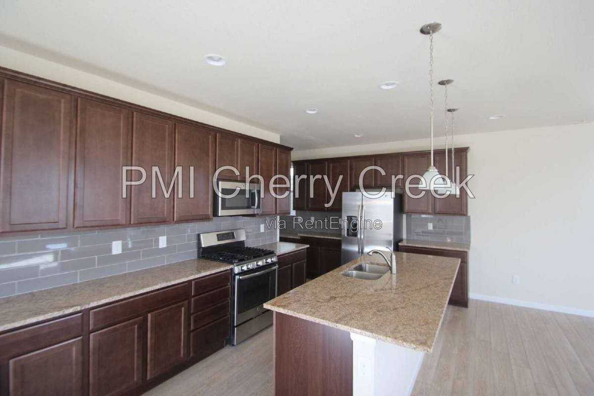 3324 Youngheart Way - Photo 3 of 10