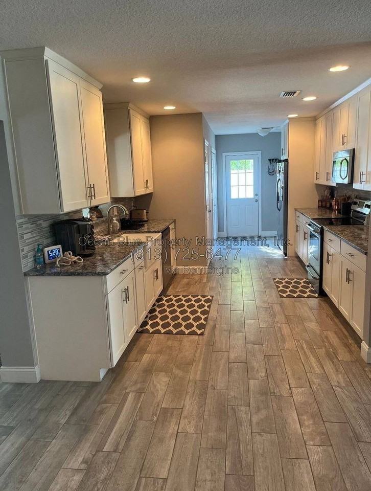 3314 Nakora Dr - Photo 4 of 9