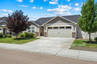 644 Stanley Lake St - Photo 1 of 1