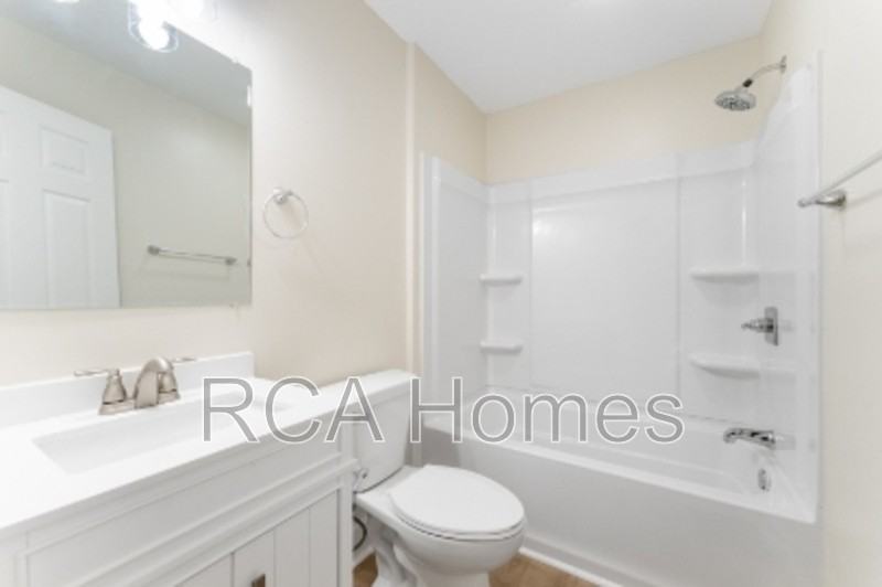 1445 Congress Ave - Photo 6 of 10