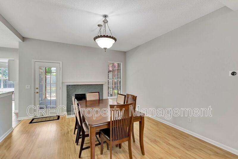 3282 Heathland Way - Photo 6 of 39