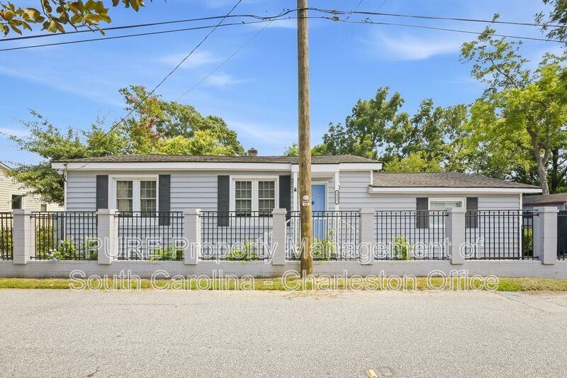 1133 Brody Ave