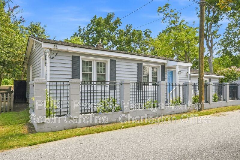 1133 Brody Ave - Photo 2 of 22