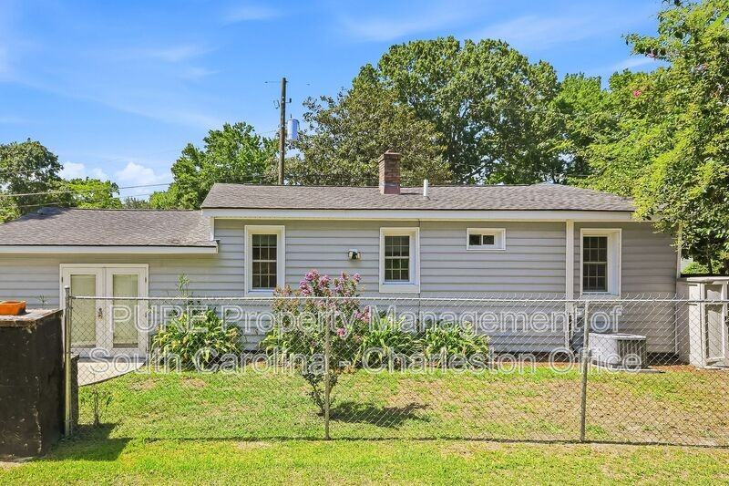 1133 Brody Ave - Photo 4 of 22