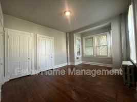 featured image of 911 E King St