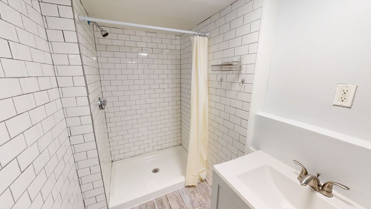 56 Hillside Pl - Photo 4 of 29
