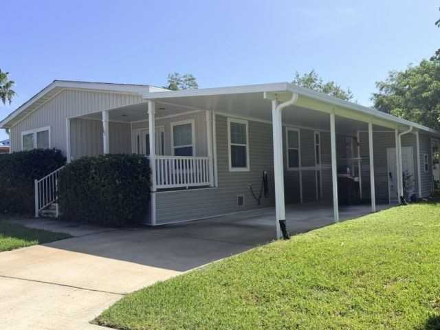 102 Summer Cir - Photo 2 of 13