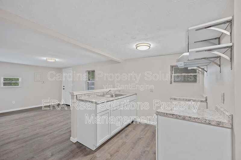 2520 Grand Blvd - Photo 2 of 10