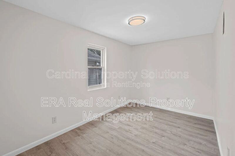2520 Grand Blvd - Photo 3 of 10