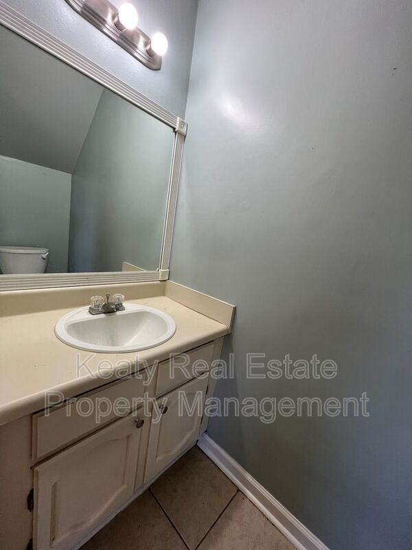418 Failla Rd #4 - Photo 4 of 12