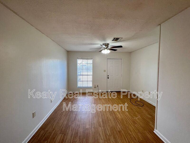418 Failla Rd #2 - Photo 4 of 15