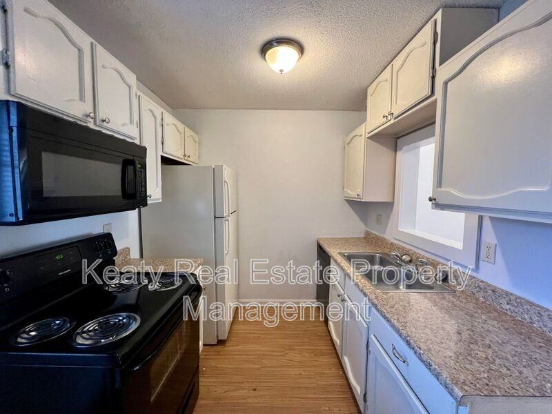 418 Failla Rd #2 - Photo 7 of 15