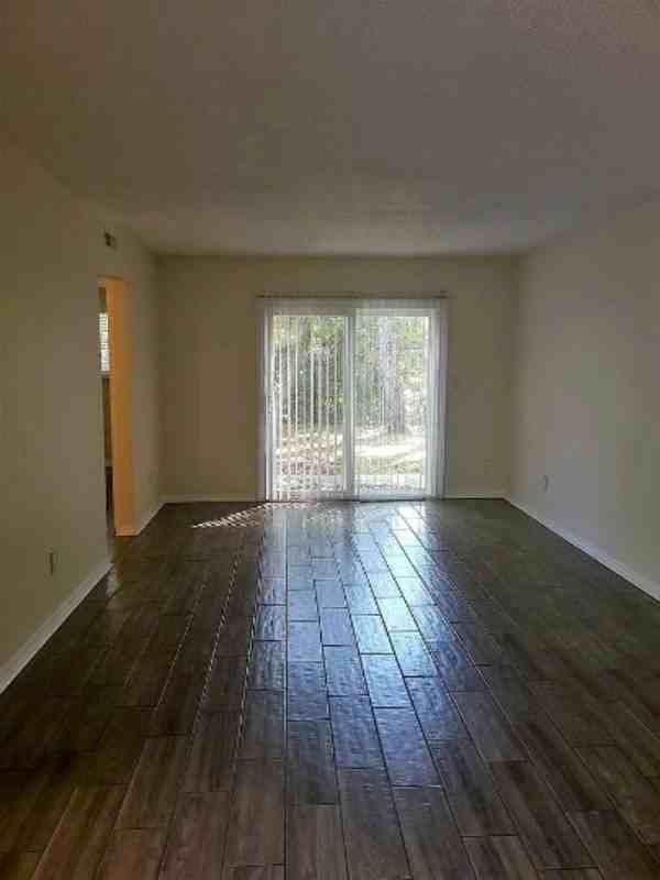 101 E Rhodes Dr #1 - Photo 6 of 9
